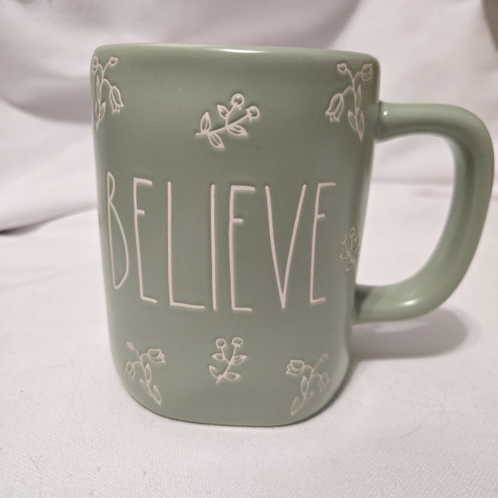 RAE DUNN I NWT BELIEVE mug - Picture 1 of 3